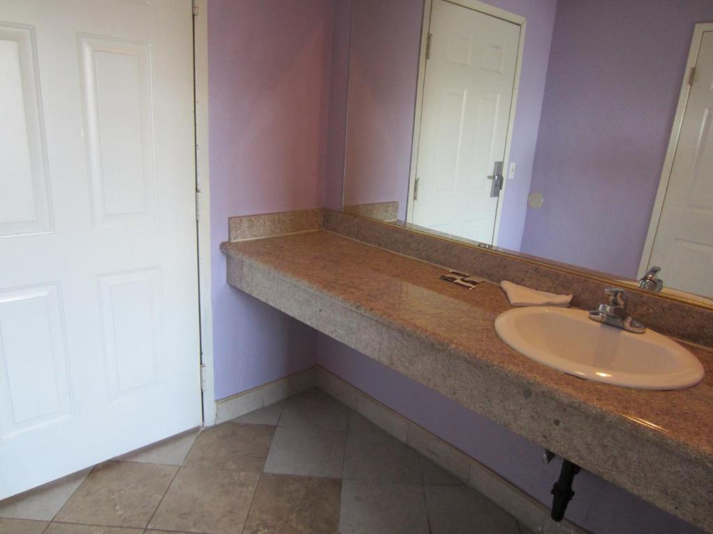 Starlight Inn, Valley Blvd - Downtown La Los Angeles Room photo